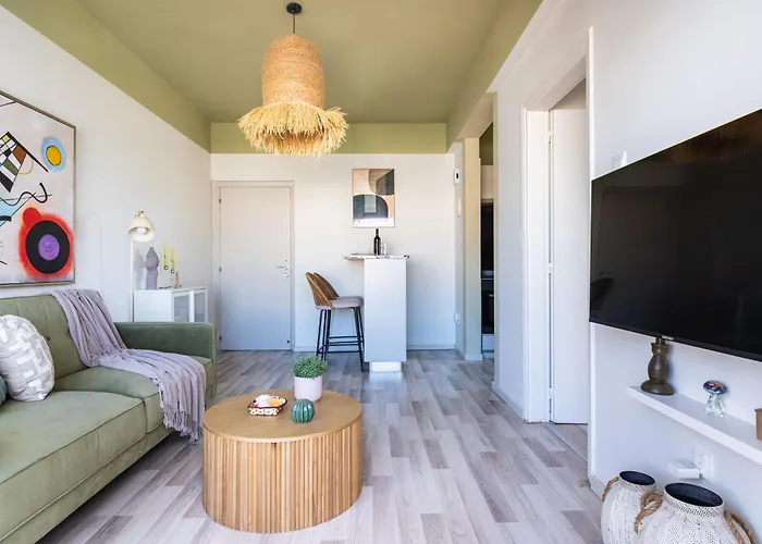 Mori 1-br By Makenzy