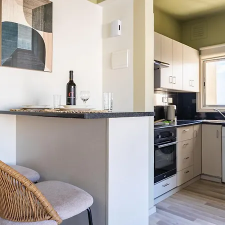 Mori 1-br By Makenzy Apartament